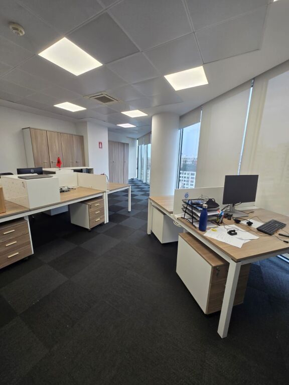 OFFICE FOR RENT RING CENTER