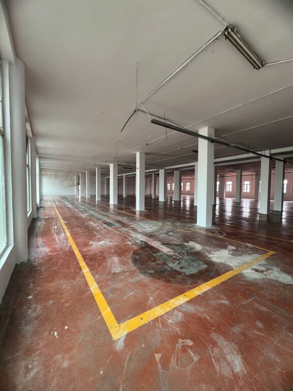 Jepet me Qira Godina