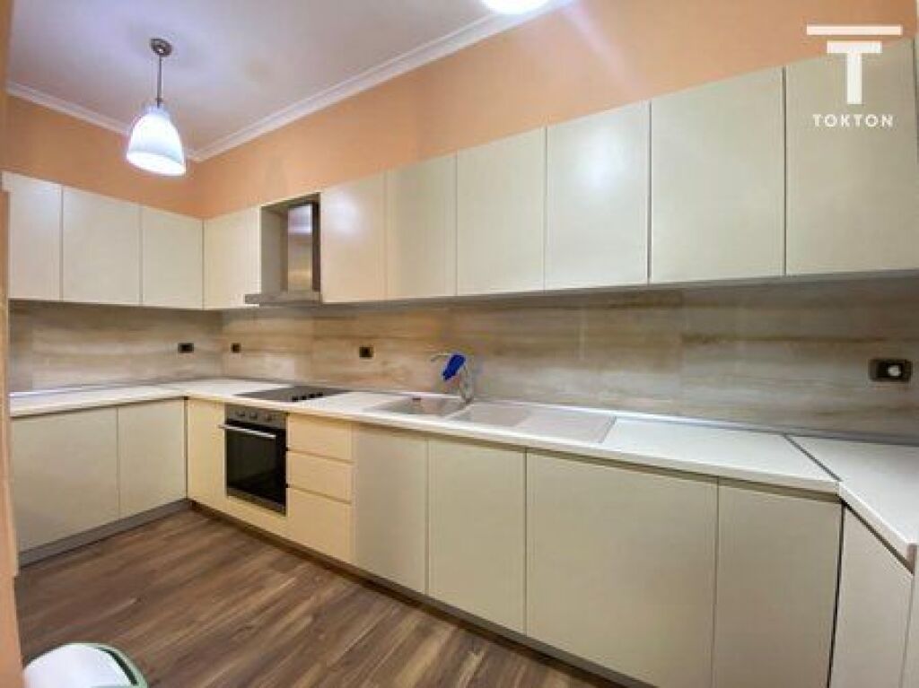 FOR RENT, APARTMENT 3+1+2, CENTER, TIRANA