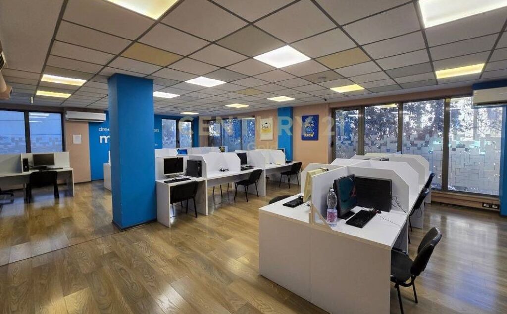 Office for rent on Dibra street