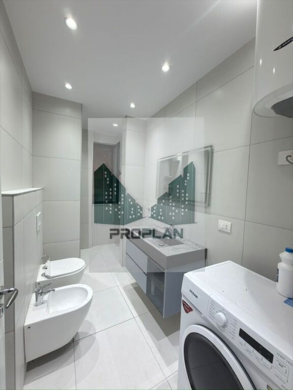 📢JEPET ME QIRA | Apartament 1+1 + Post Parkimi – Rezidenca Urban Gate, Astir