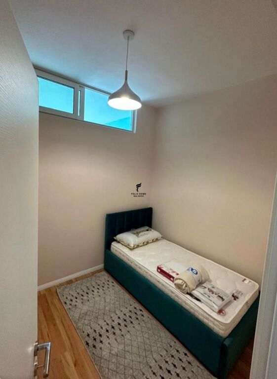 APARTAMENT ME QERA 2+1 5 MAJ 60.000 LEKE FH-64214