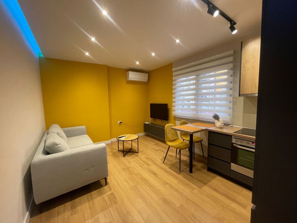 Apartament 1+1 me qera-Pazar i ri, Tirane
