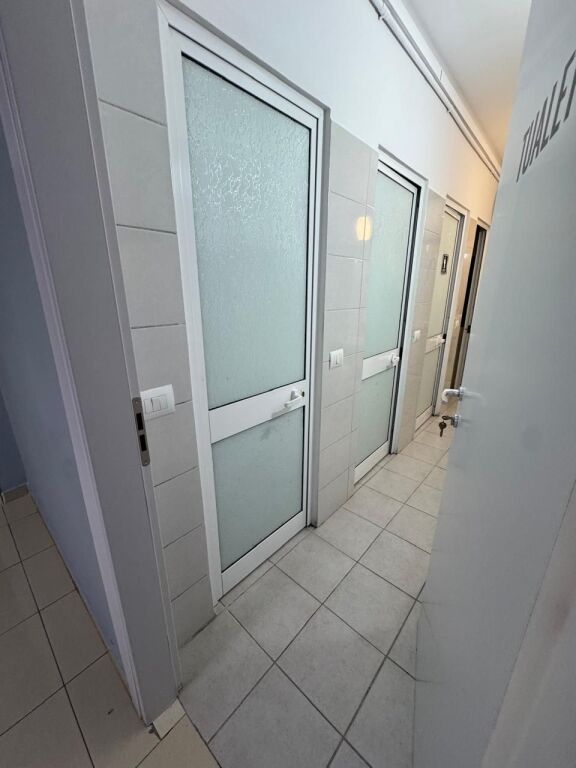 OFFICE FOR RENT 840 M2 TRAIN STATION