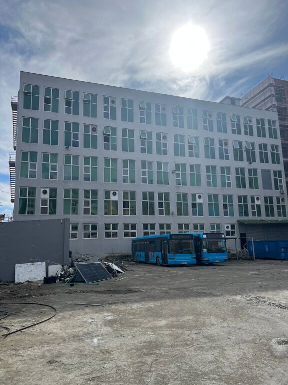 Jepet me Qira Godina