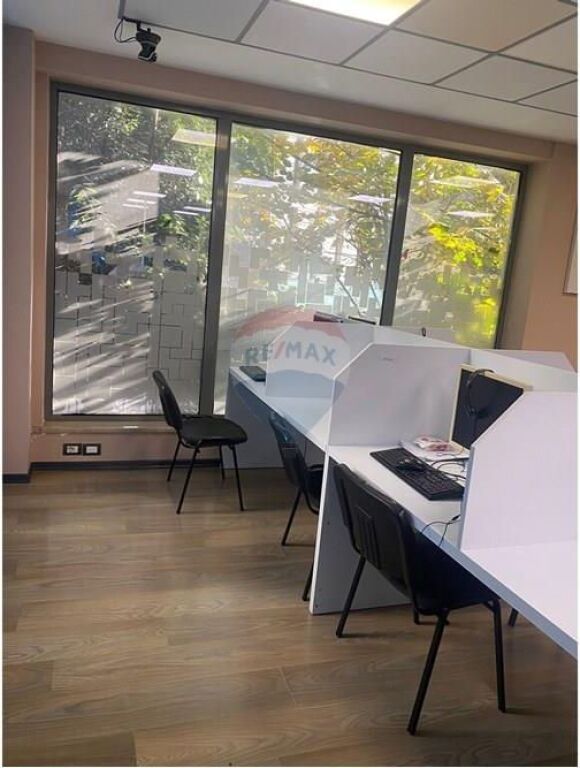 Zyrë - Për Qira - Selvia, Tiranë