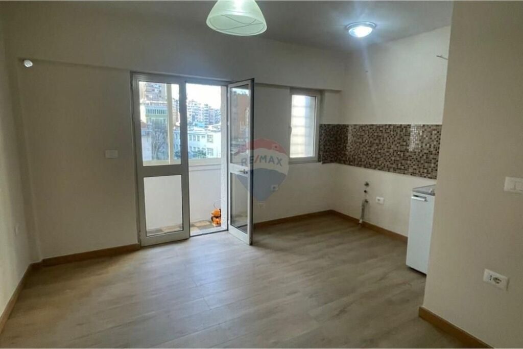 Office Space for Rent near the New Bazaar