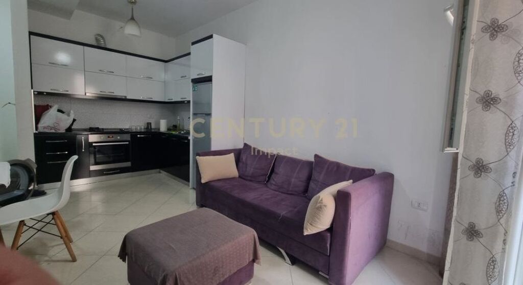 Appartamento 1+1 in affitto, dietro l'ex UET