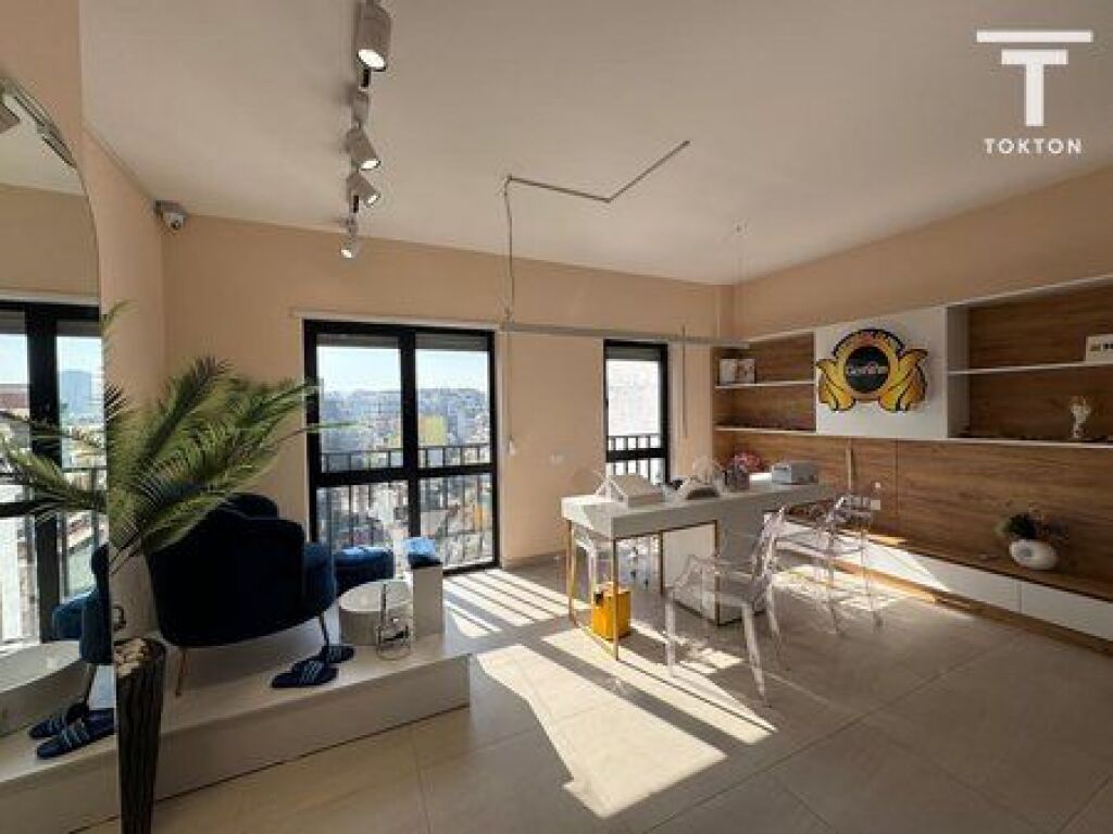 FOR SALE, APARTMENT 3+1+2, DIBRË STREET, TIRANA