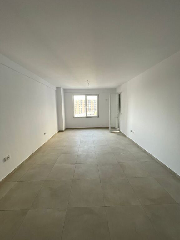 Shitet 2+1 NE KAMEZ QENDER 110.000€