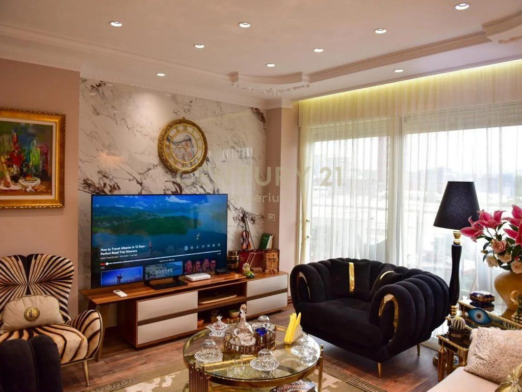 Apartment 3+1+2 balconies + separate wardrobe for Rent in Bllok!