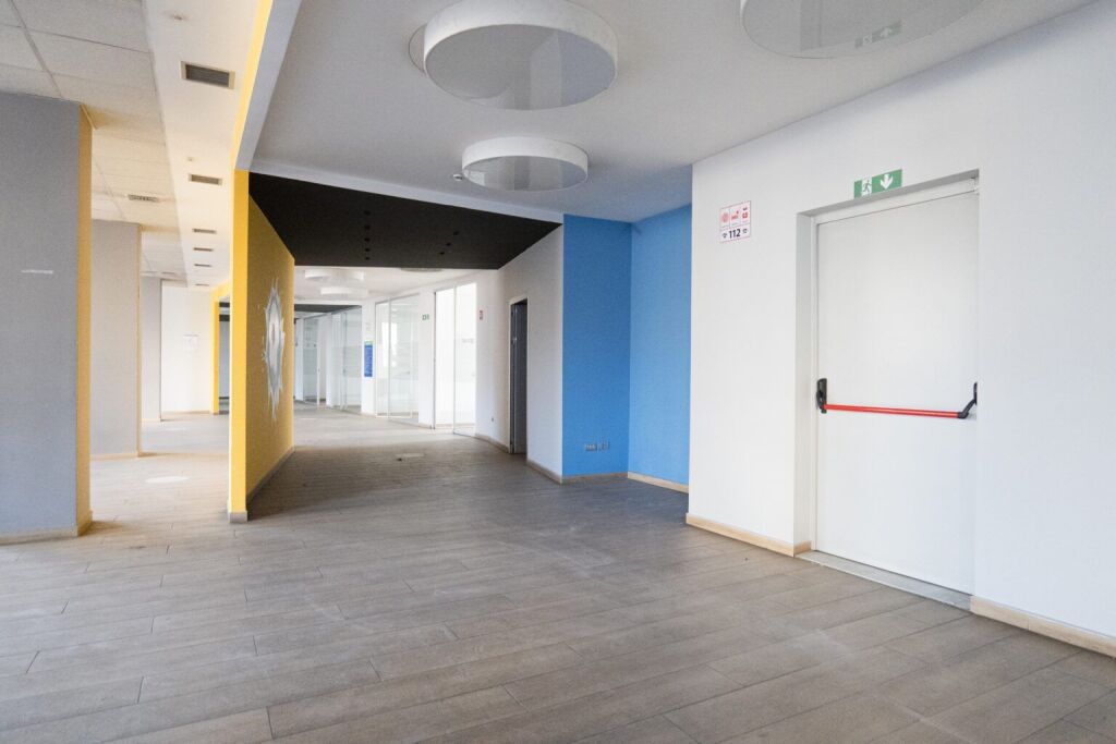 ZYRE PER QERA 1500M2