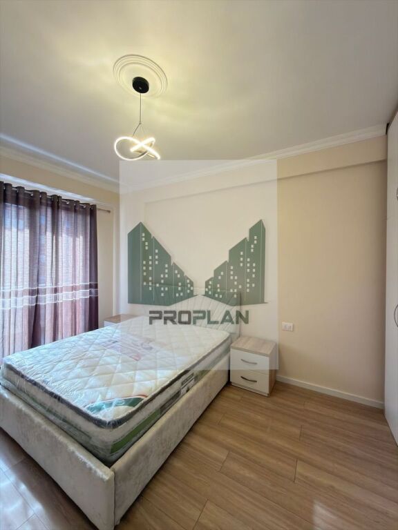 🏠JEPET ME QIRA | Apartament 1+1 + Post Parkimi – Rezidenca Urban Gate, Astir