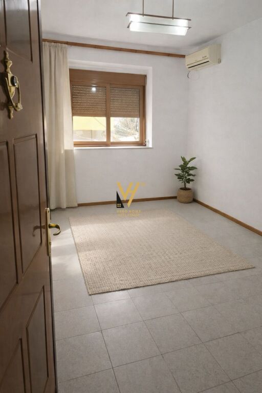 SHITET GARSONIERE 27.4 M2 TE RRUGA ELBASANIT 73.000 EURO