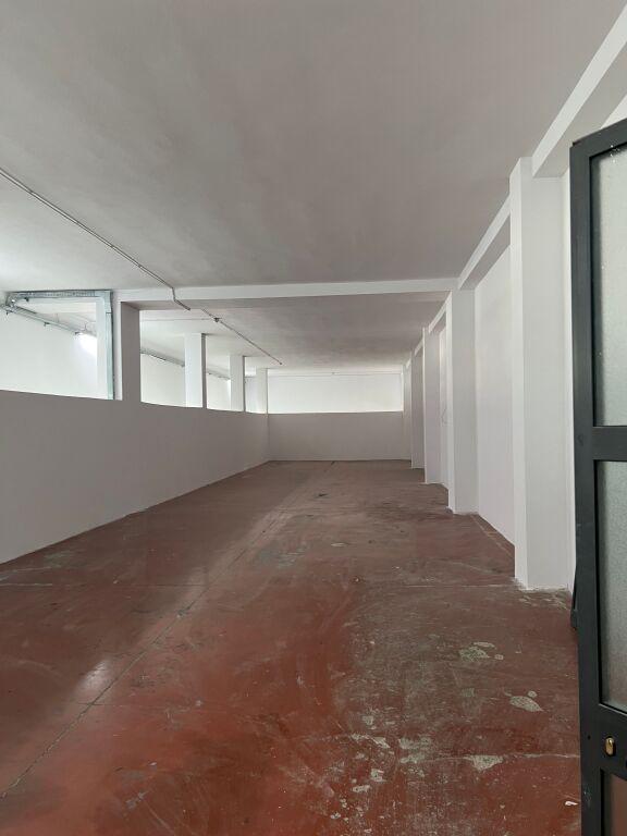 Jepet me Qira Godina