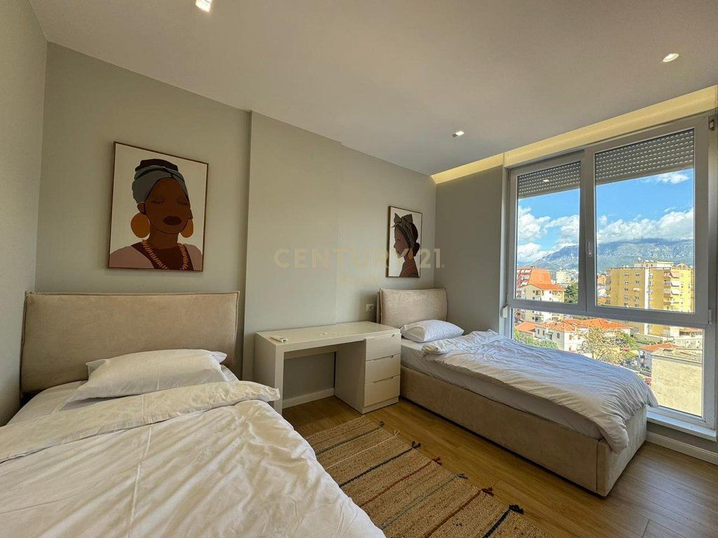 Apartment 2+1+2 for rent near the 21 Dhjetori area and Kavaja Street.