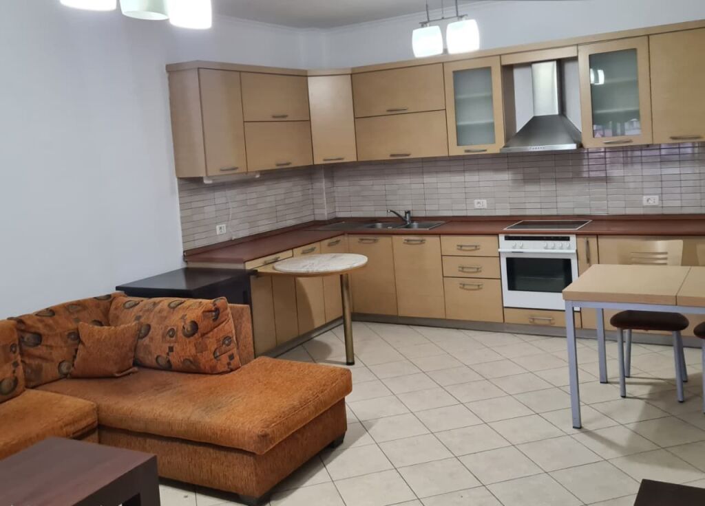 SHITET 2+1+2 PRANE SELVISE, TIRANE