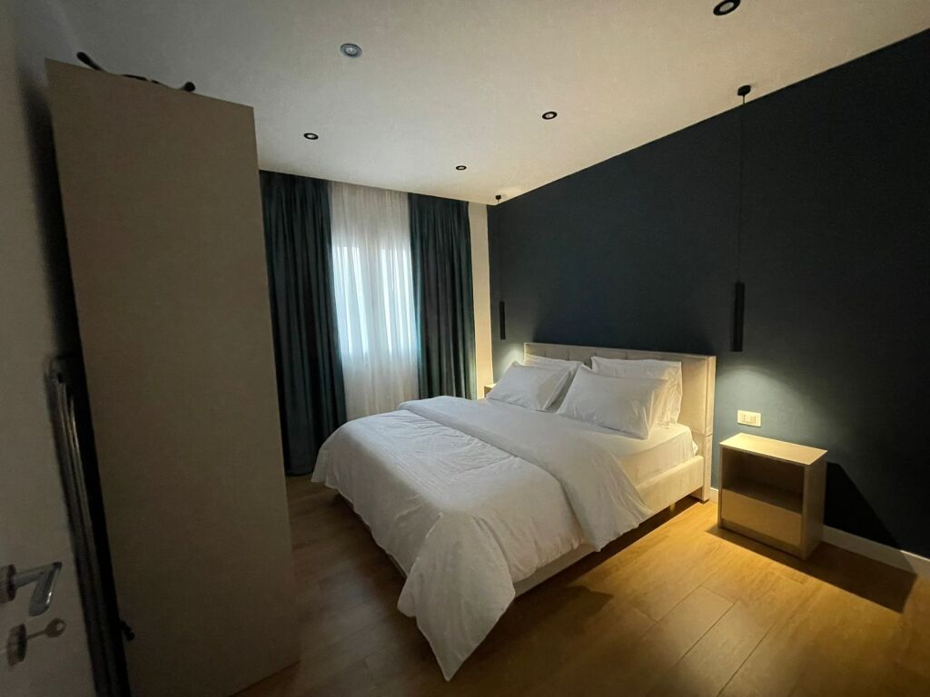 Apartament 1+1 me qera-Pazar i ri, Tirane