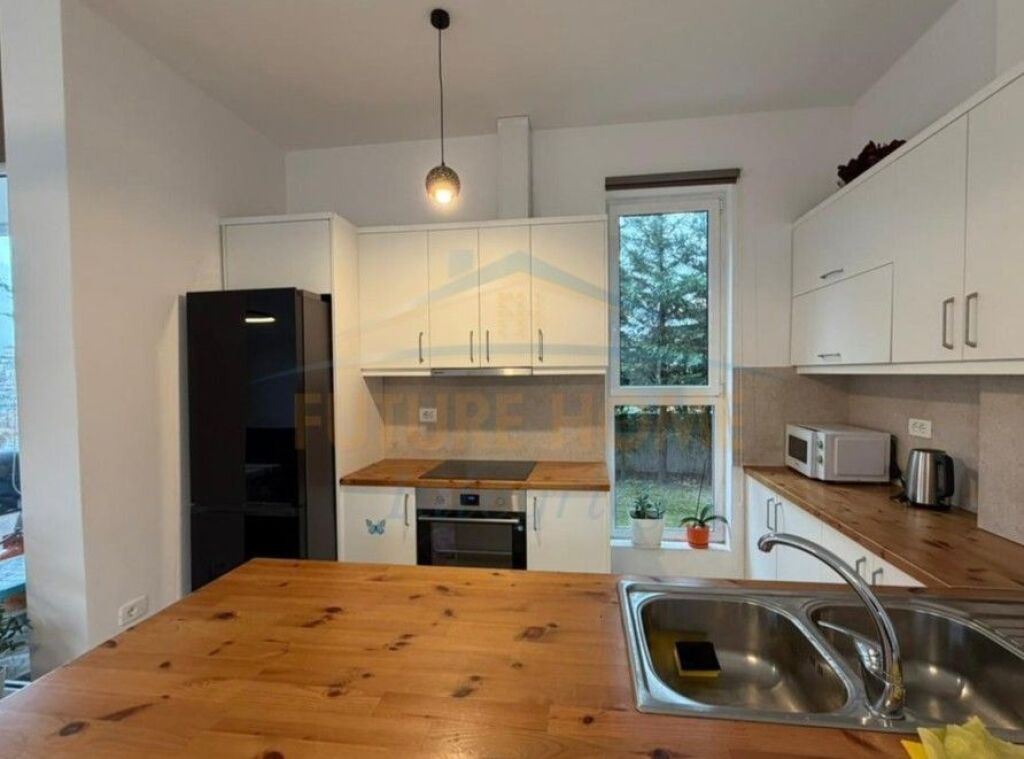 For rent, 2-Storey Villa with swimming pool, Farkë, Tirana.