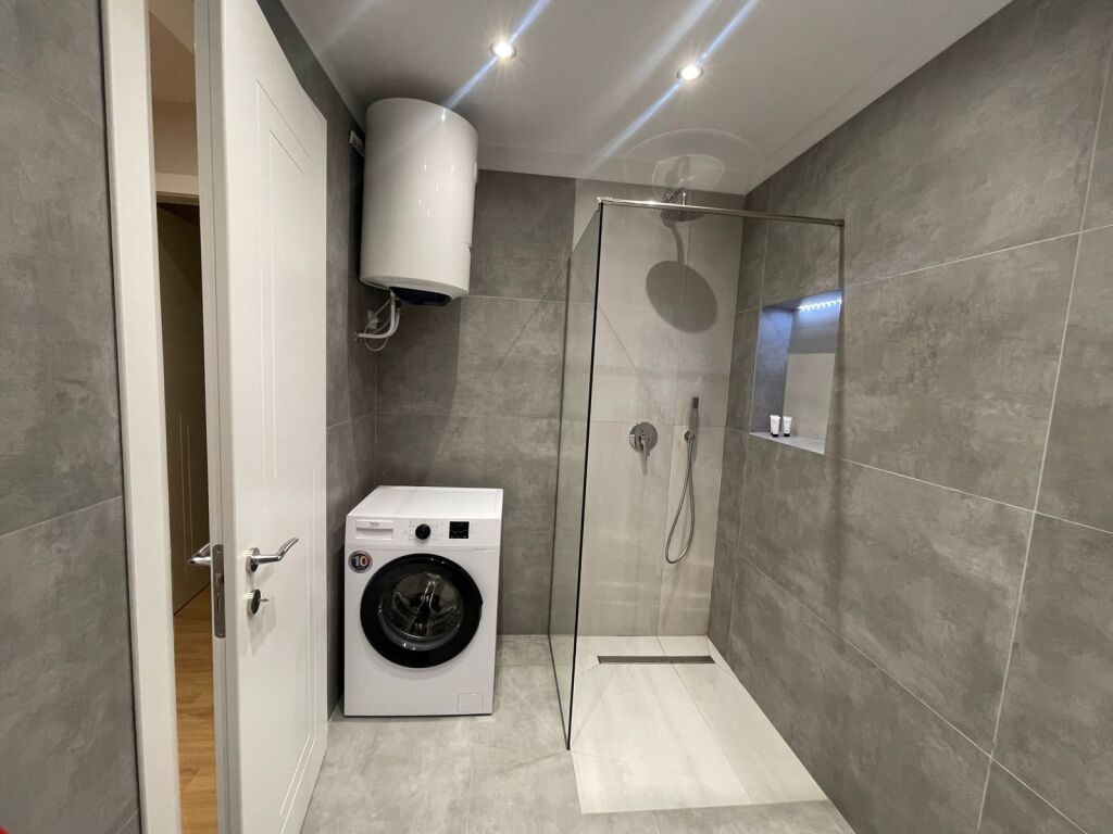 Apartament 1+1 me qera-Pazar i ri, Tirane