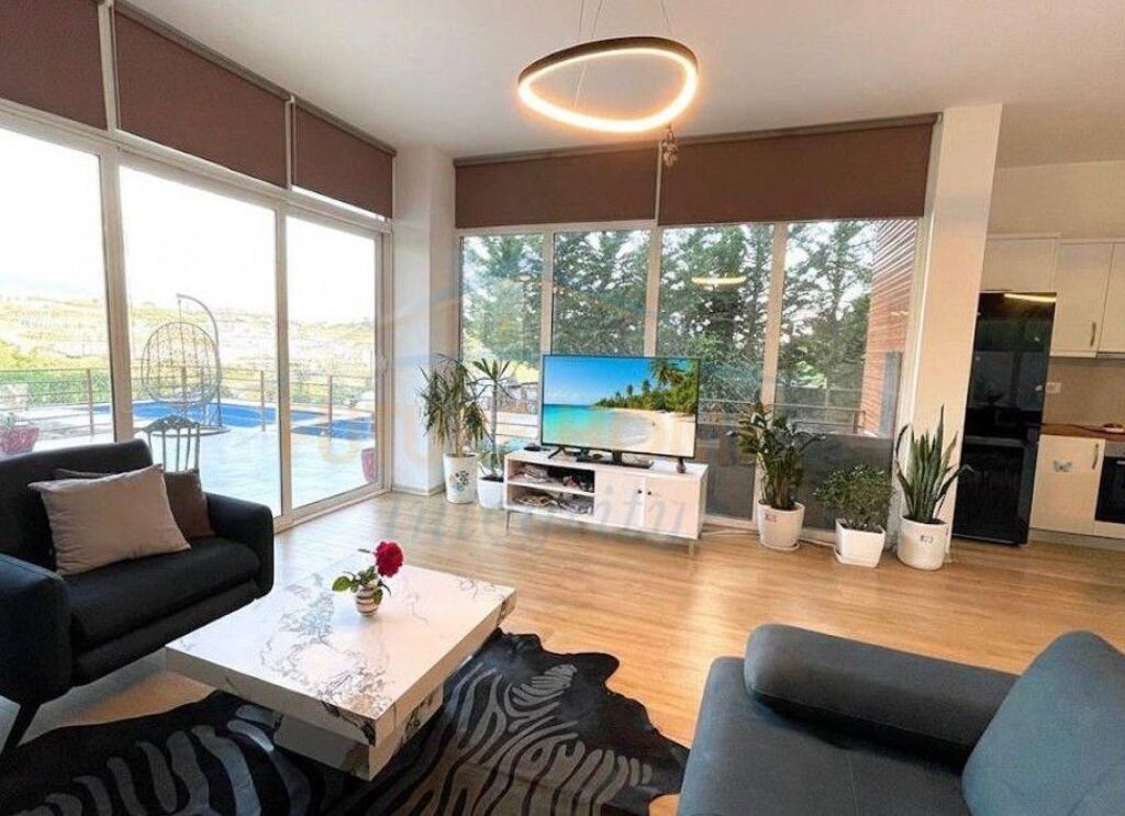 For rent, 2-Storey Villa with swimming pool, Farkë, Tirana.