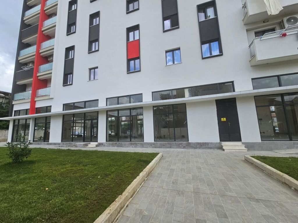 SHOP&amp;OFFICE FOR RENT