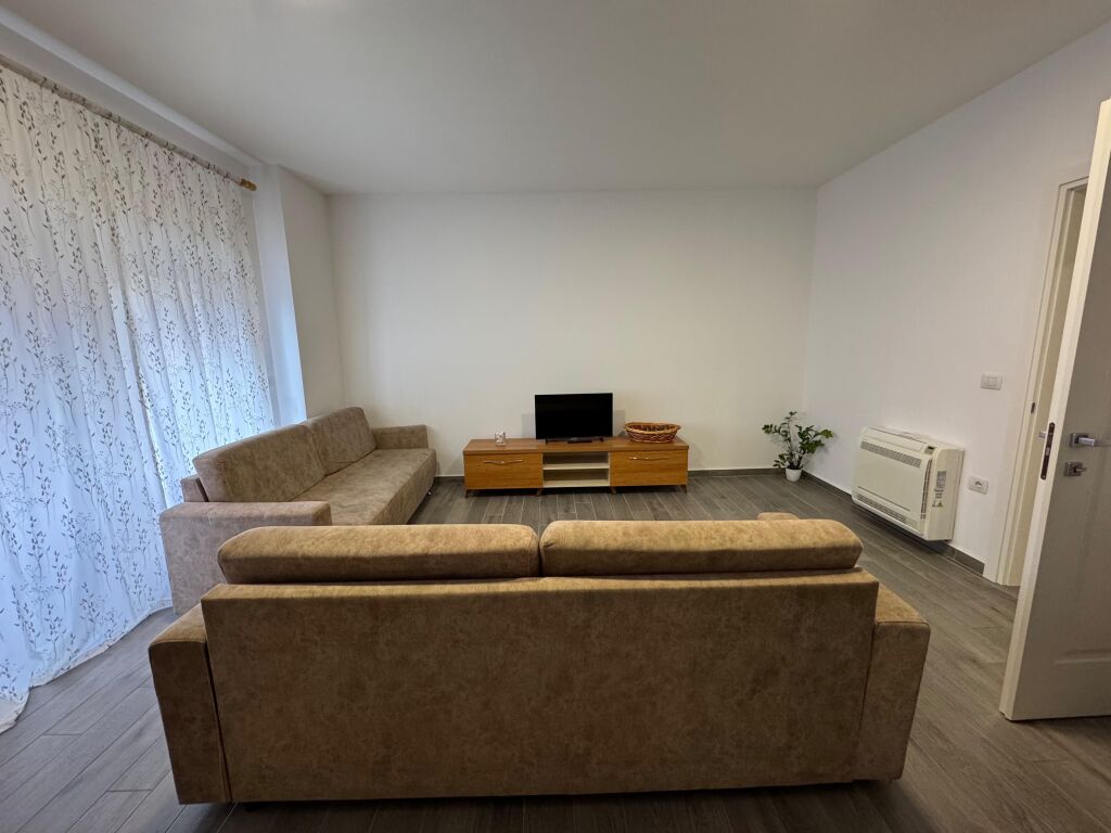Jepet me Qera Apartament 2+1+2 Ne Vollga Durres