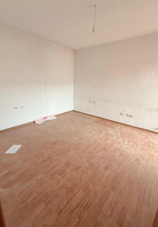 Apartament 2+1 per shitje tek mbikalimi kristalit