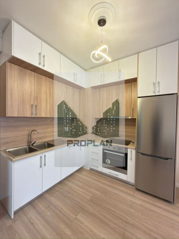 🏠JEPET ME QIRA | Apartament 1+1 + Post Parkimi – Rezidenca Urban Gate, Astir