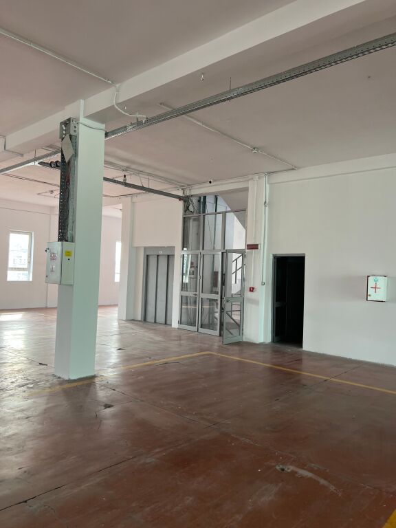 Jepet me Qira Godina