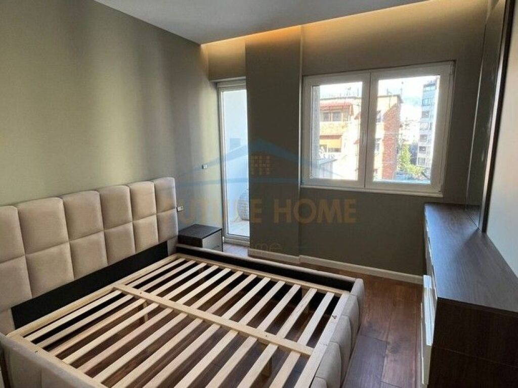 Shitet , Apartament 1+1 , Mine Peza , Tirane