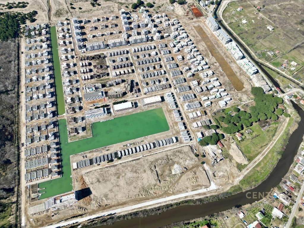 VILE TE TURQUOISE MARINA - GJIRI I LALEZIT!