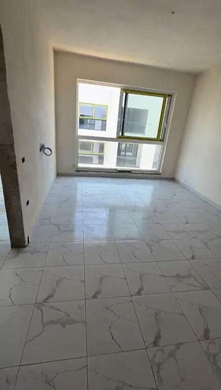 Per shitje tek Liburna Durres