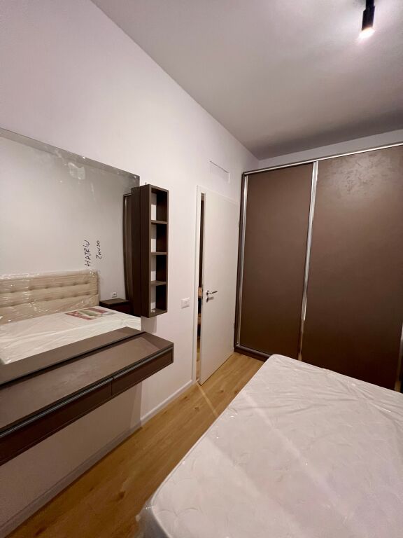 Jepet me qira apartament 1+1 i sapomobiluar ne Rezidencen Kadiu