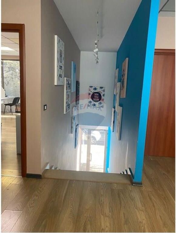 Zyrë - Për Qira - Selvia, Tiranë