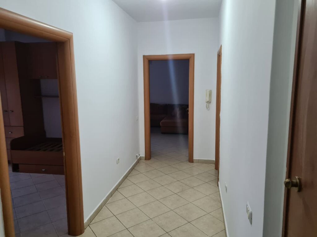 SHITET 2+1+2 PRANE SELVISE, TIRANE