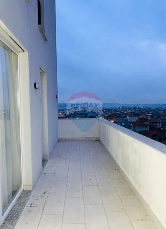 🏠📍Shitet Apartament 2+1 Bulevardi Blu Kamez