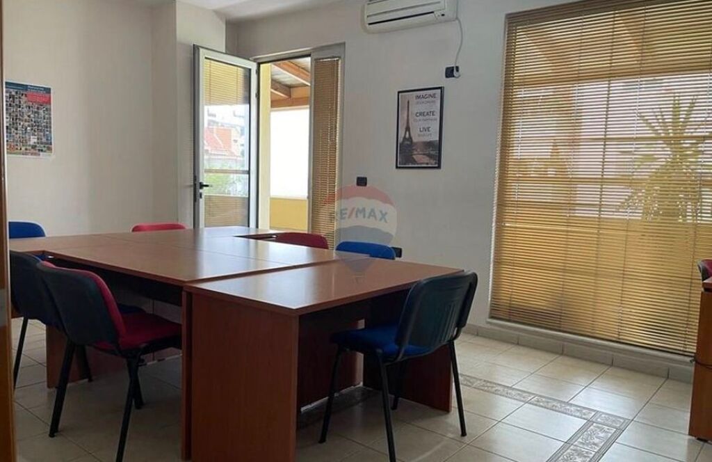 Ufficio in affitto a Don Bosco ID: 530571006-23