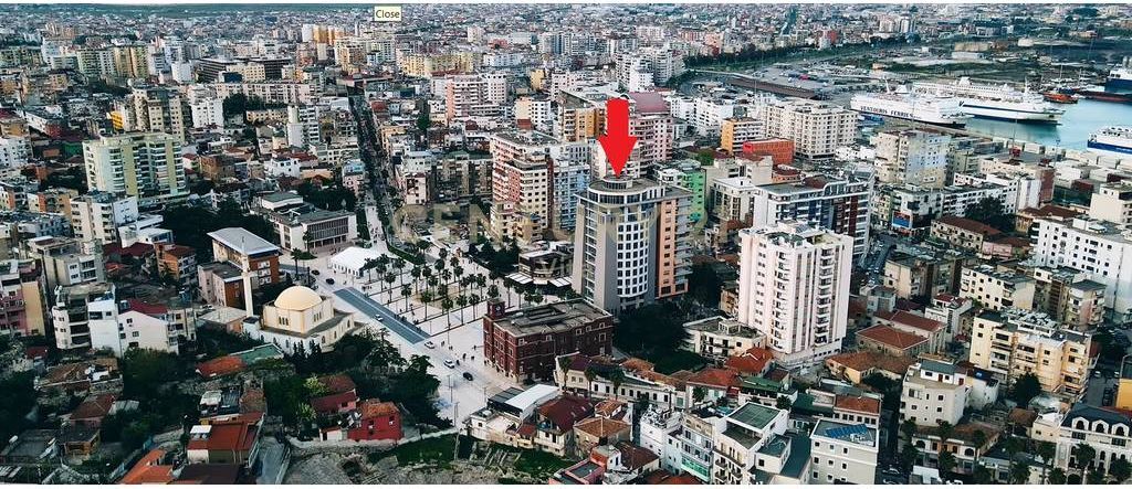 Shitet Njësi Shërbimi me Pamje nga Deti në Qendër të Durrësit