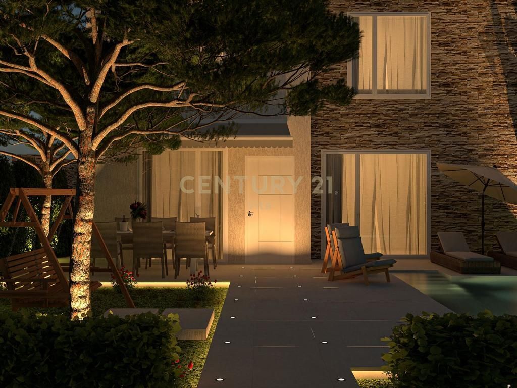 Shitet Vilë Luksoze me Pishinë në Kompleksin "Lura 3", Gjiri i Lalzit !