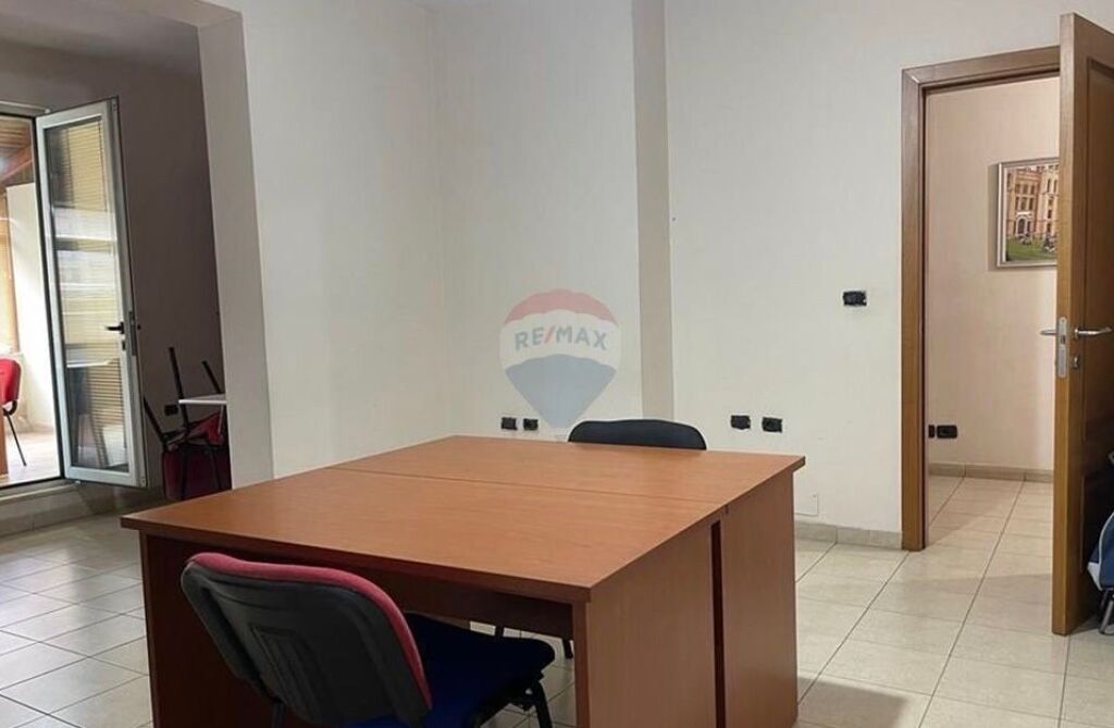 Ufficio in affitto a Don Bosco ID: 530571006-23