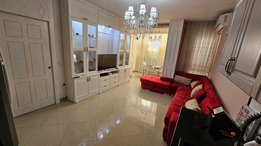 Apartament 2+1+2 per Shitje tek Lagja 6, Ish Rajoni i Policisë, Durres.