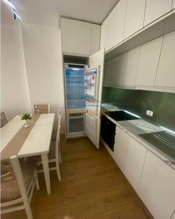 ✨ Qera 1+1 i Bollshëm te "5 Maji" – Qendra Concord! ✨