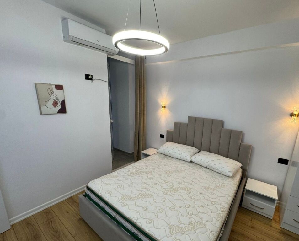 Apartament për qera