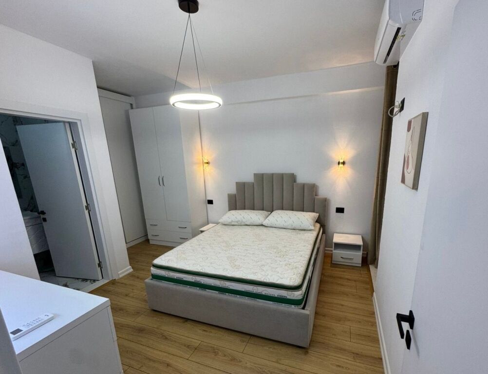 Apartament për qera