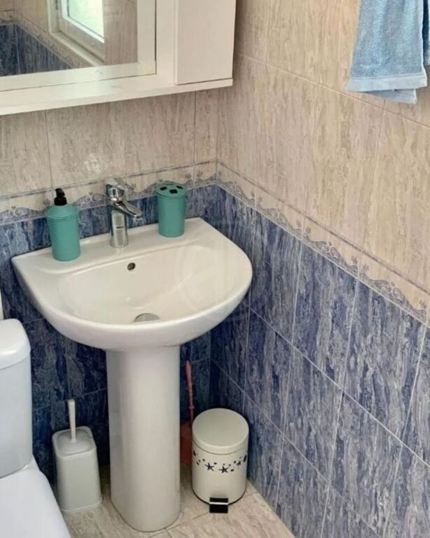 APARTAMENT 1+1 PËR SHITJE – VIJA E PARË NGA DETI  SHKEMBI I KAVAJES🌊