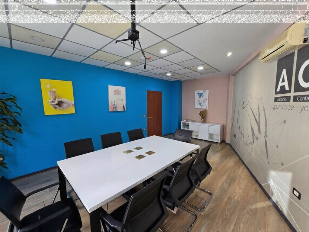 Office space for rent at the entrance of Dibra street!