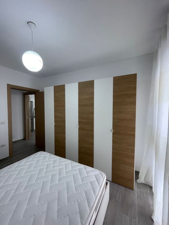 5 Maji Jepet Apartament 3+1+2 Me Qera