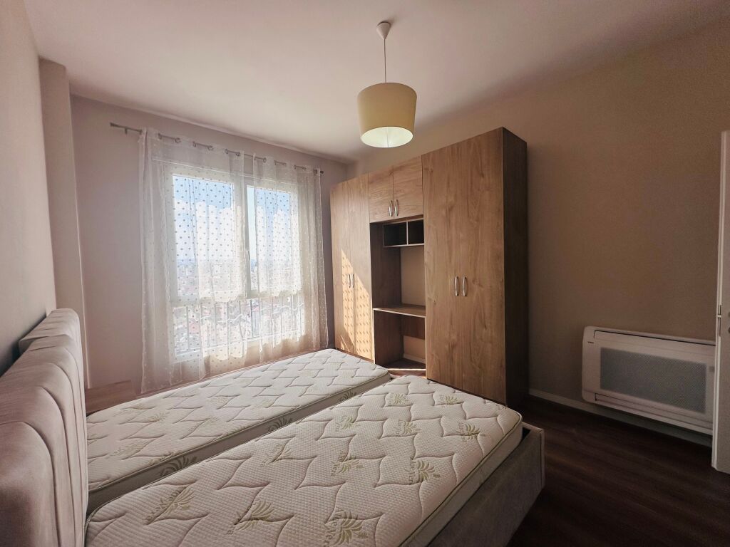 Jepet Me Qera Apartament 2+1+2 Tualete +1 Ballkon
