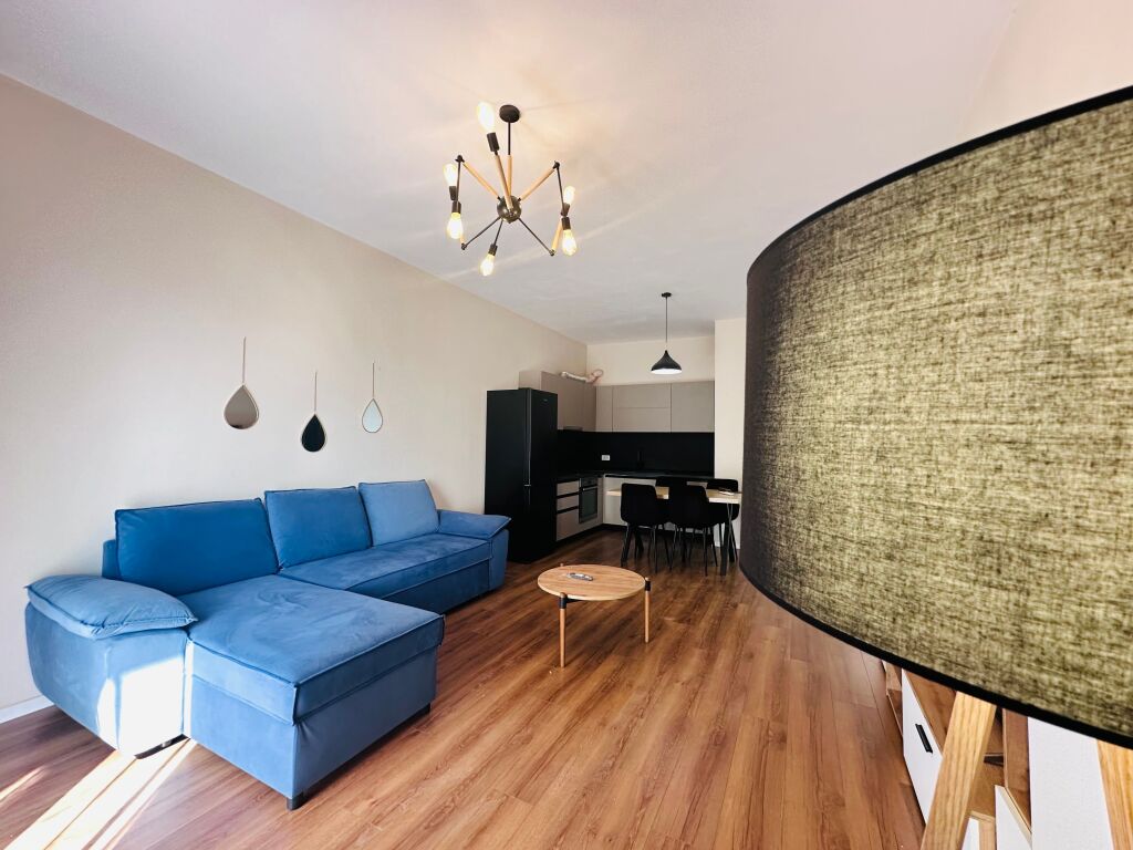 Jepet Me Qera Apartament 2+1+2 Tualete +1 Ballkon